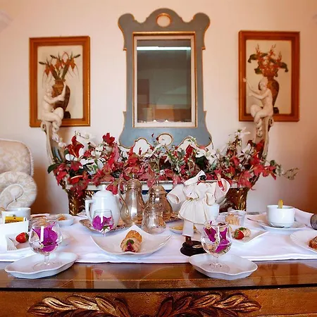 Hotel Dei Fisici 3*