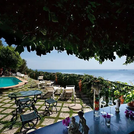 Dei Fisici 3* ポジターノ